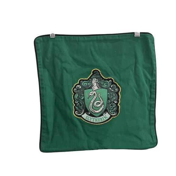 Pottery Barn Teen Harry Potter House Patch Slytherin Pillow Cover 16” Square NWT - Picture 8 of 8